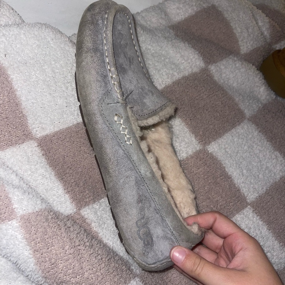 UGG Ansley sheepskin